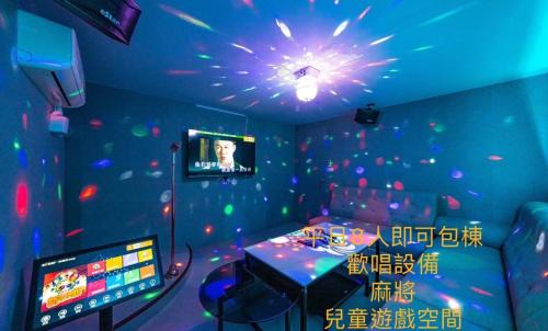 Tainan City Centre Villa | Experience Family-Friendly Comfort at 沿森漫島Sleep Inn