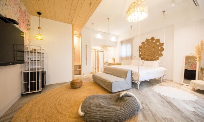 Xincheng House | Top-Rated 法格洛絲文旅: Family-Friendly & Accessible Stay