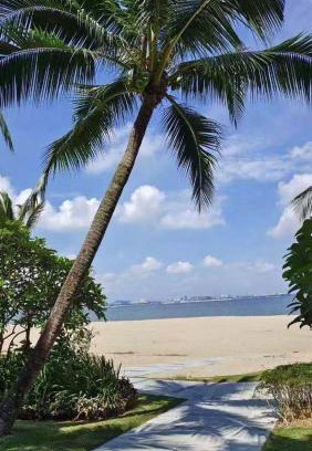 Gelang Patah Apartment | Tranquil Retreat with Pool and Family-Friendly Amenities