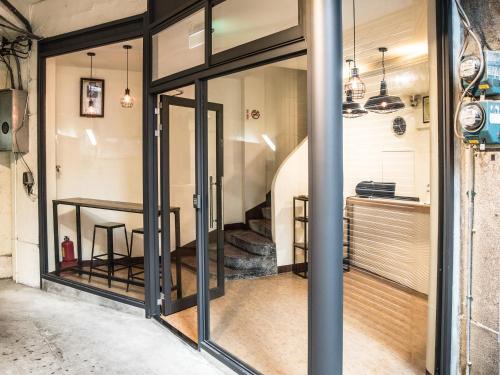 Ruifang House | Discover 清芳民宿: Family-Friendly Retreat in 瑞芳