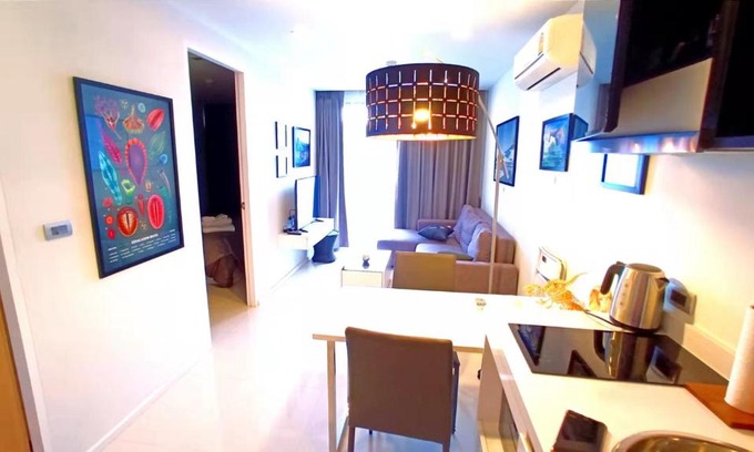 Central Pattaya Apartment | Top-Rated Urban Attitude Condo with Pool & Family Amenities