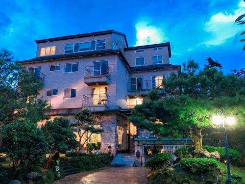 Lugu House | Welcoming Ji-Ye Homestay: Breakfast & Family-Friendly Stay