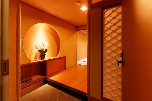 Atami Hotel | Hidden Retreat in Atami: Guest Rated 9.4/10