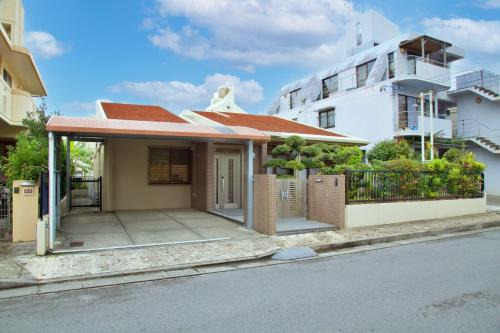 Naha Apartment | Relaxing Retreat at One Earth - Guest Rated 10/10