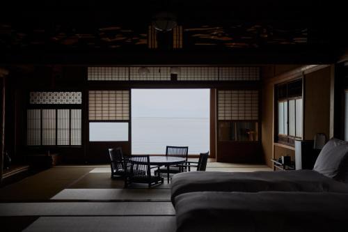 Imazu Apartment | 福田屋: A Family-Friendly 4-Star Retreat with Dining Options