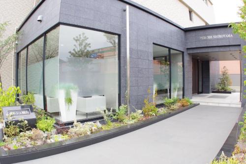 Kasaoka Apartment | Family-Friendly Stay at 笠岡 潮待ちHOTEL - Rated 8.5/10