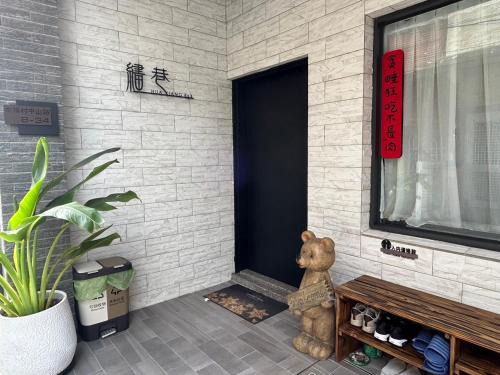 Xiaoliuqiu House | Prime Oceanfront Escape at 繣巷民宿 - Rated 9.1/10