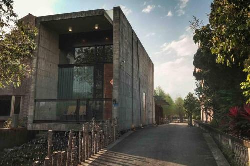 Dongshan Villa | House 436: Child-Friendly Stay with Pool and Breakfast