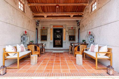 Old Town Villa | Experience Tayouan Villa: 4 Bedrooms Near Anping Fort