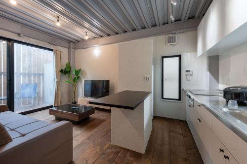 Edogawa Villa | Eco-Friendly Escape at 船堀戸建 with Hot Tub Amenities