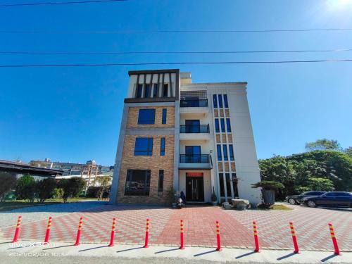 Hualien City Centre House | Discover Hualien Flora Elevator Farm Stay with Private Parking
