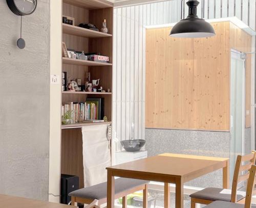 Taitung City Centre House | Explore the Coast at 落跑吧民宿 near Taitung Park