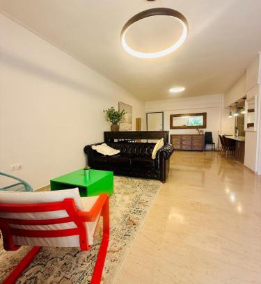 Palaio Faliro Apartment | 雅典南部海滨2km的舒适宽敞公寓