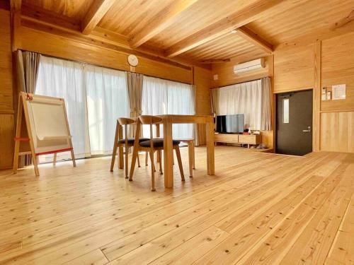 Tosa House | Explore Nature at Wood House - Guest Rated 9.8/10