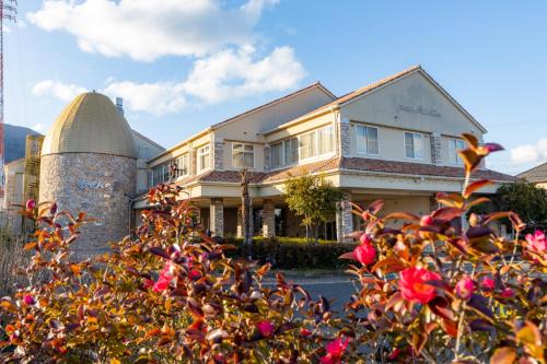 Yoro Hotel | Comfortable Yusennosato Hotel Nadeshiko with Hot Tub & Breakfast