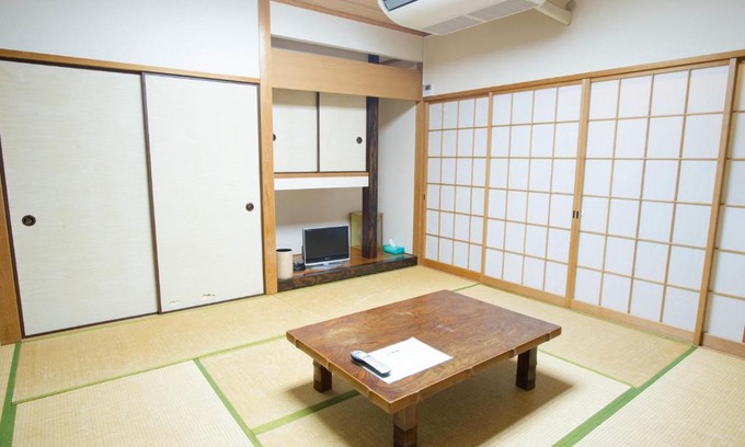 Ome House | Family-Friendly Stay at 駅前山小屋A-yard - 8/10 Rated