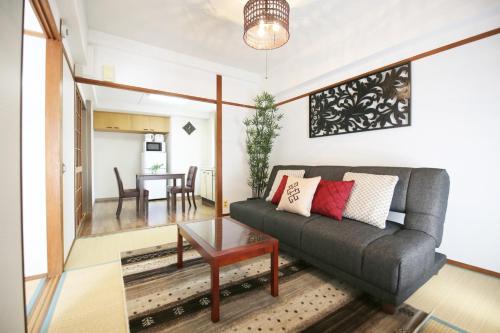 Matsuyama Apartment | Family-Friendly Getaway at 高原マンション 201