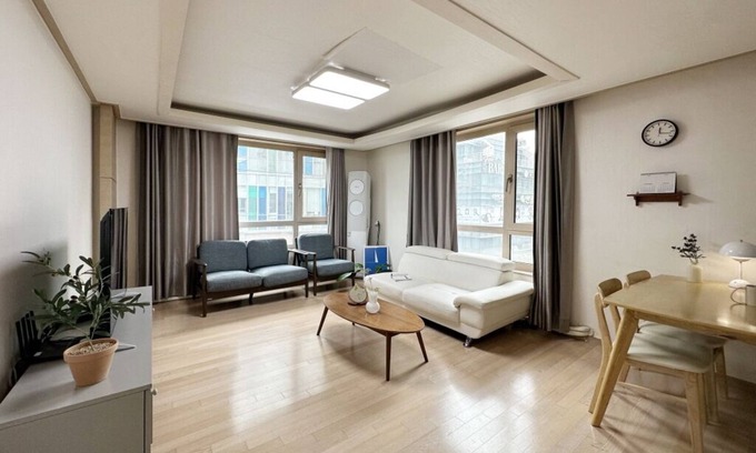 COEX Apartment | Elegant 3-Bedroom Apartment in Gangnam with Breakfast