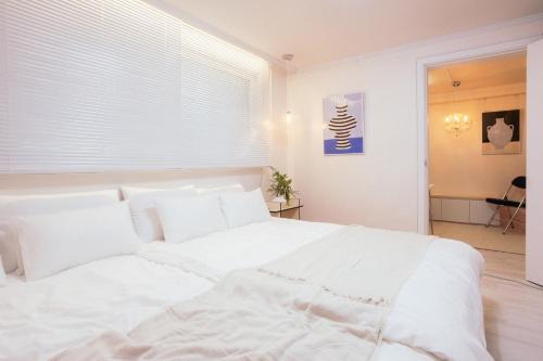 Banpo-dong Apartment | 반포레스트 room3