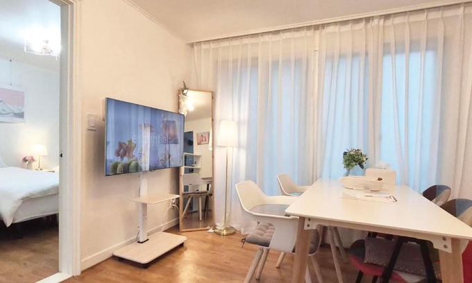Mapo Villa | Convenient Stay Near Hongdae Station - Rated 9.1/10!