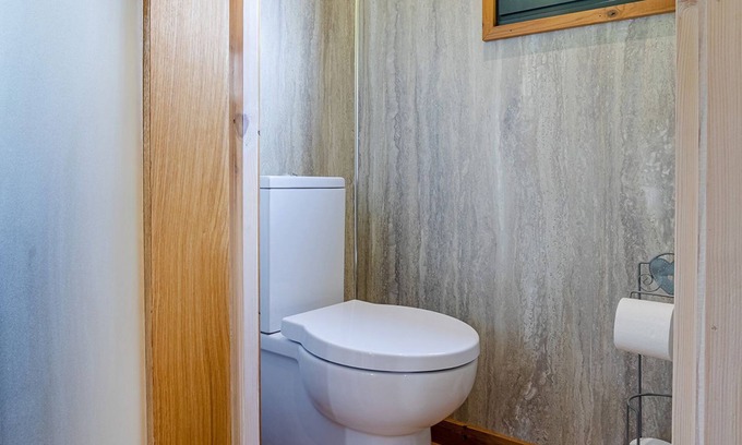 Felton Cabin | Relaxing Retreat: 0 Bedroom Accommodation in Shrewsbury