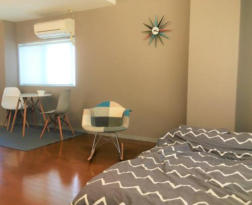 Shimotori Apartment | Discover The Biginning: Family-Friendly with Hot Tub Relaxation