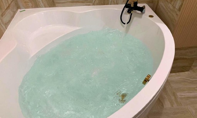 Ufa Apartment | Relaxing Upper Trading Residence with Jacuzzi & Scenic Views