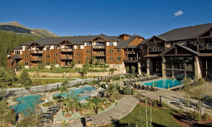 Four O'Clock Condo | Guest Rated: Grand Timber Lodge Ski-In/Ski-Out Condo for 8