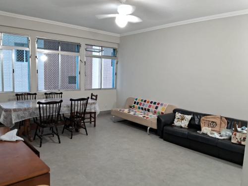 Itarare Apartment | Relaxing Oceanfront 3-Bedroom Retreat at Itararé Beach