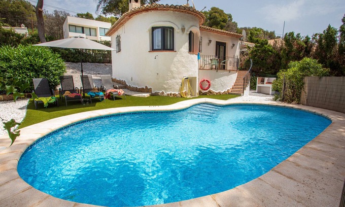 El Tosalet Villa | Villa Tosalet Cipres: Family-Friendly Getaway with Pool