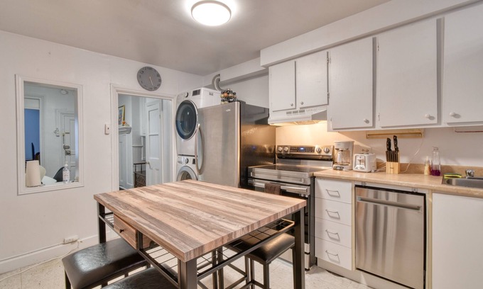 Haute-Ville House | Cozy Stay Near Parliament with Parking & Family Amenities