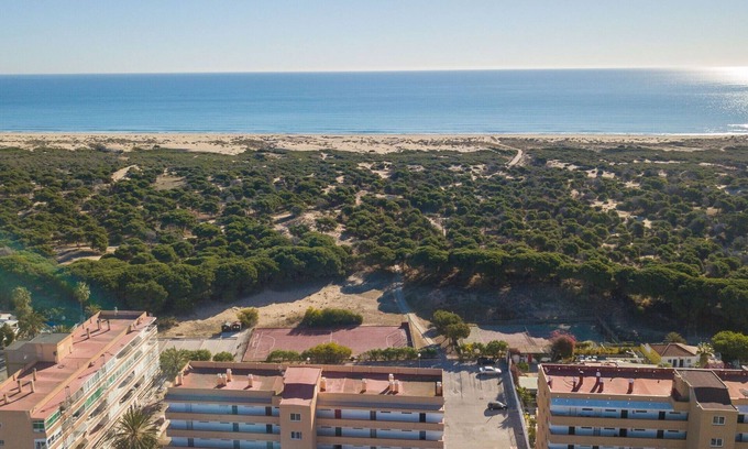 Lomas Apartment | Cozy Love Beach Retreat with Oceanfront Views & Free WiFi