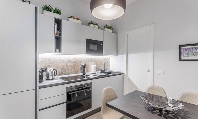 Pavia Apartment | 0600PV - Sissi Home