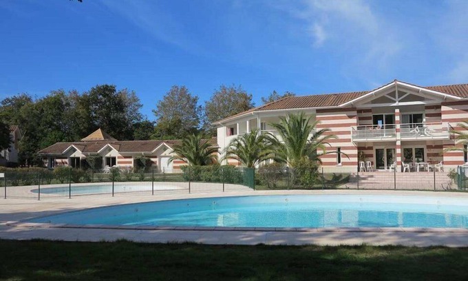 Soulac-sur-Mer House | Invite Relaxation at Domaine des Sables - 10/10 Rated Duplex