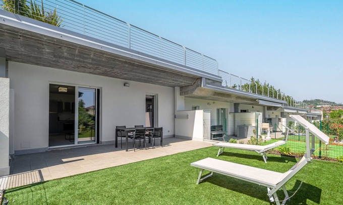 Monte Apartment | Garda Lido Green: Relax by the Pool with Pet-Friendly Options