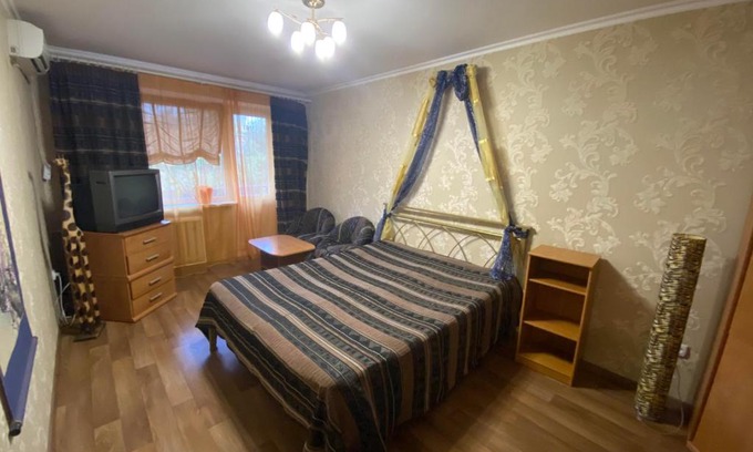 Mariupol Apartment | Charming Central Apartment in Mariupol - 10/10 Guest Rated