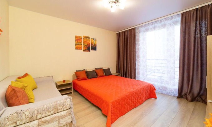 Tyumen Apartment | Budget-Friendly 1-Bedroom Apartment at ЖК НОВИН