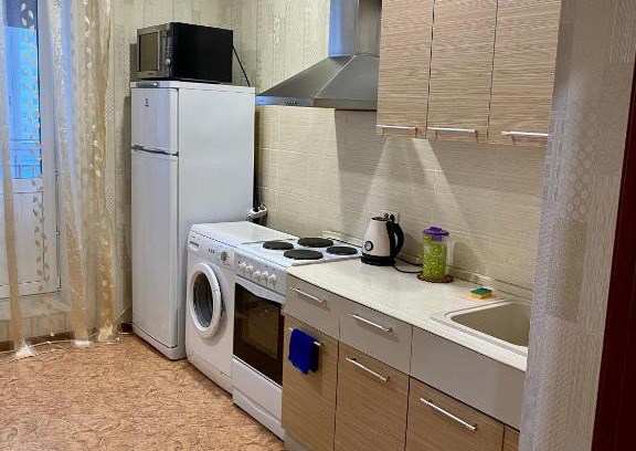 Yaroslavl Apartment | Budget-Friendly Apartment on Akademika Kolmogorova Street