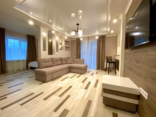 Sukhinovka Apartment | Stylish One-Bedroom Apartment Near Dynamo Stadium & Park