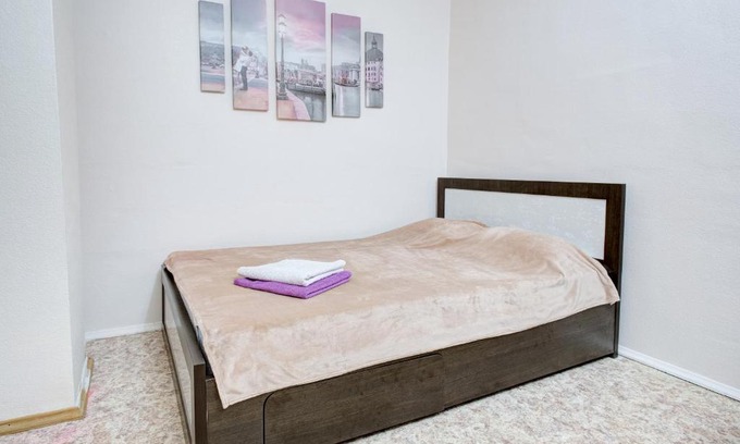 Patrusheva Apartment | Cozy Retreat on Vasily Goltsov Street - Pet Friendly Stay