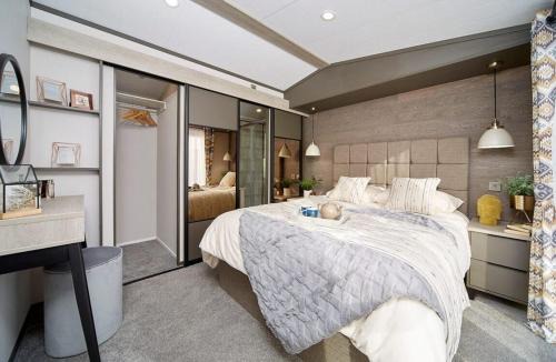Treator Resort | Explore Pet-Friendly 1.2 Padstow with Perfect Ratings