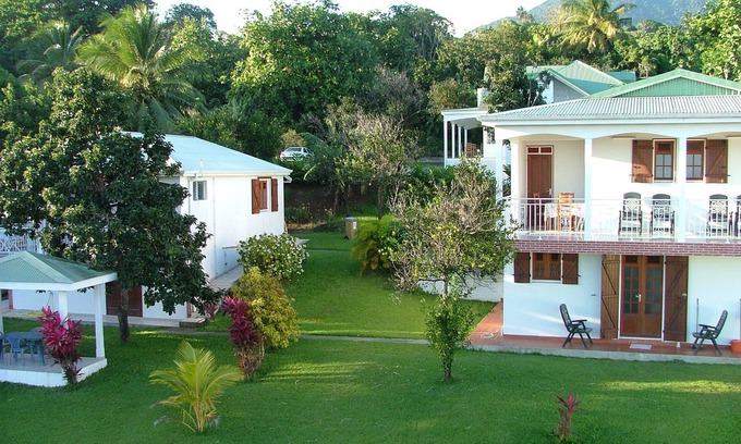 Trois-Rivieres Cottage | Scenic Oceanfront Retreat with Views of Saintes Archipelago