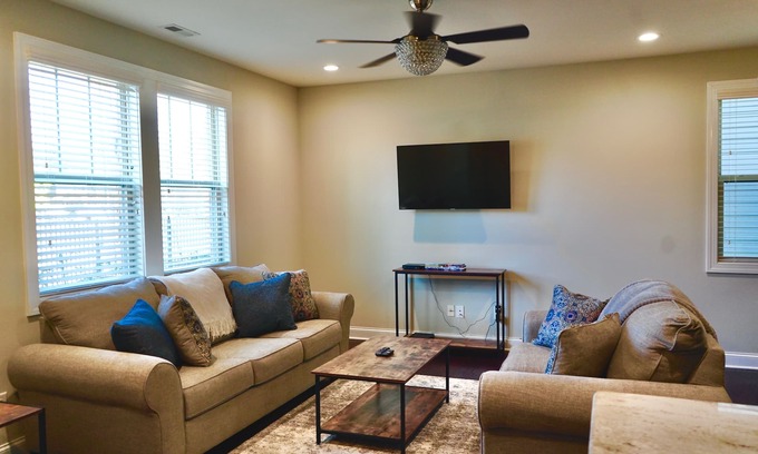 Morrisville House | Convenient 3 Bed Home Near RDU with Family-Friendly Amenities
