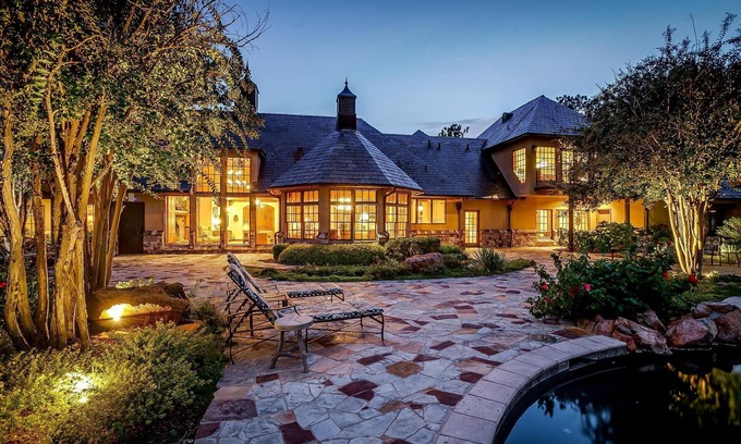 Boswell House | 1,600Acre Lxry Hunting Ranch/Fishing Haven w/Pool