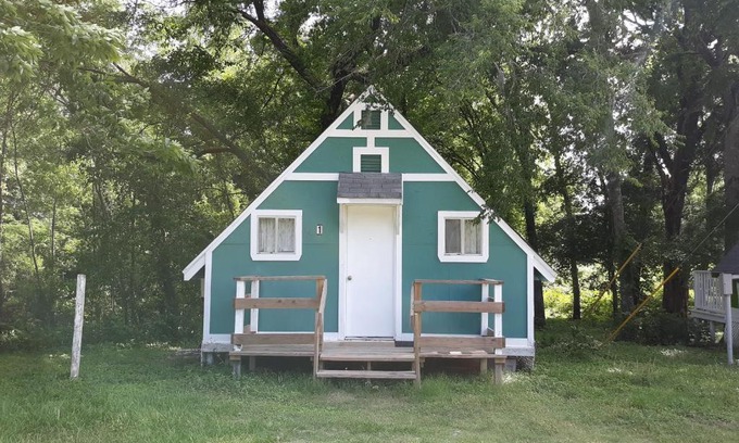 Huntsville Other | Top-Rated A-Frame at Harmon Creek Marina & Campground