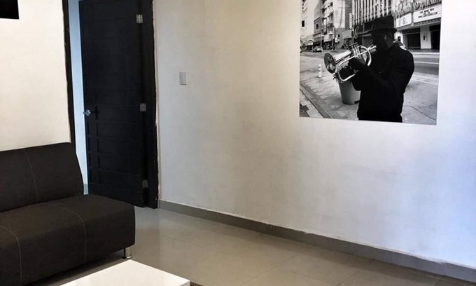 Torreon Apartment | Cozy Apartment for 4 with Kitchen & Breakfast Included