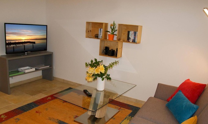 Neusiedl am See Apartment | 1 App. Tristan, Dusche, WC, 1 Schlafraum - Pannonia Appartements
