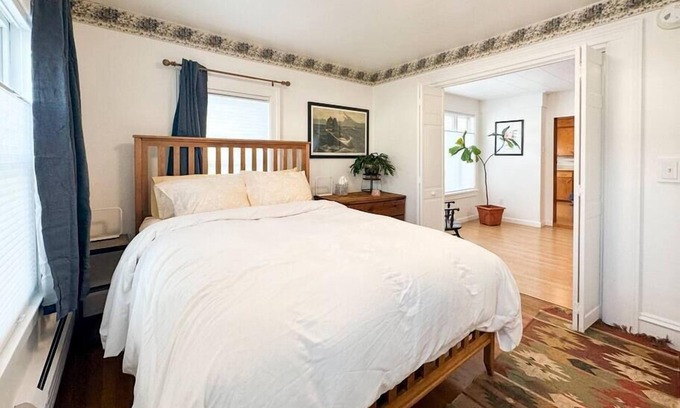 Winooski Apartment | Enchanting Apartment Steps from Downtown Winooski