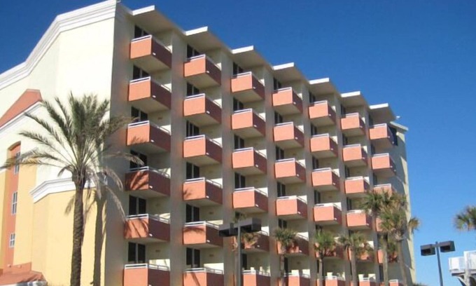 Bostroms Condo | Beachfront 1 BDRM at Cove on Ormond: Pools & Great Views