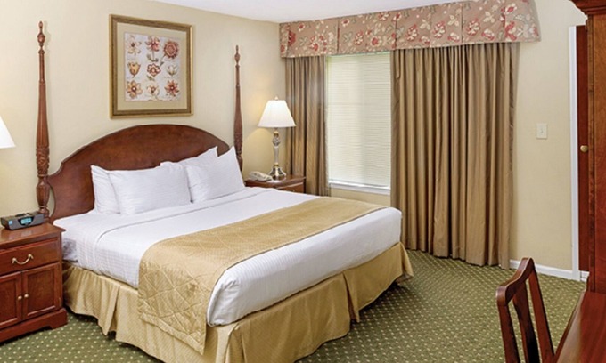 Berkeley Condo | Historic Powhatan Resort: 9/10 Guest Rated Near Busch Gardens